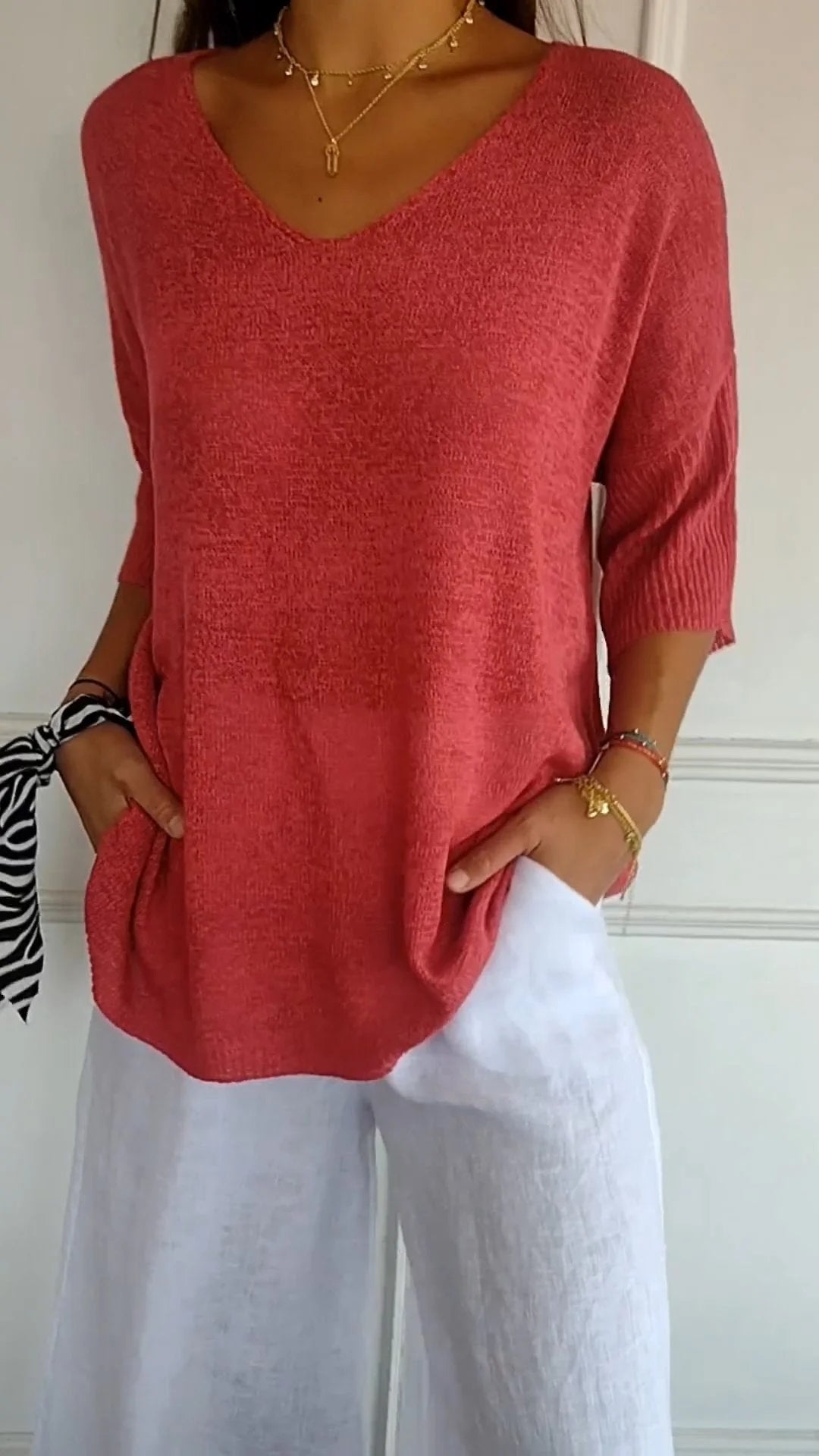 Anna - Knit Top with V-Neck