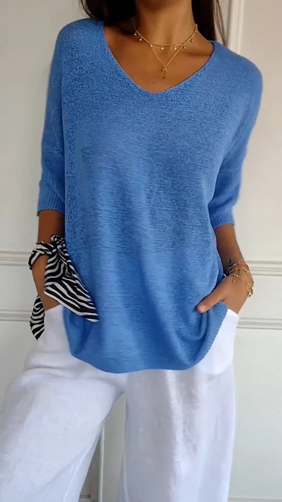 Anna - Knit Top with V-Neck