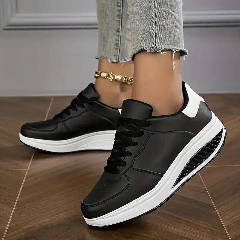 Capucine / Orthopedic Wedge Sneakers