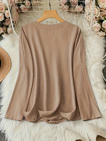 Vianca | Classic Long Sleeve V-Neck Top