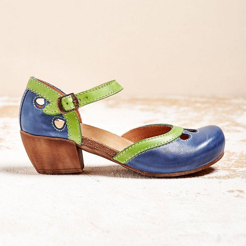 Celda – Comfortable Low-Heeled Sandals