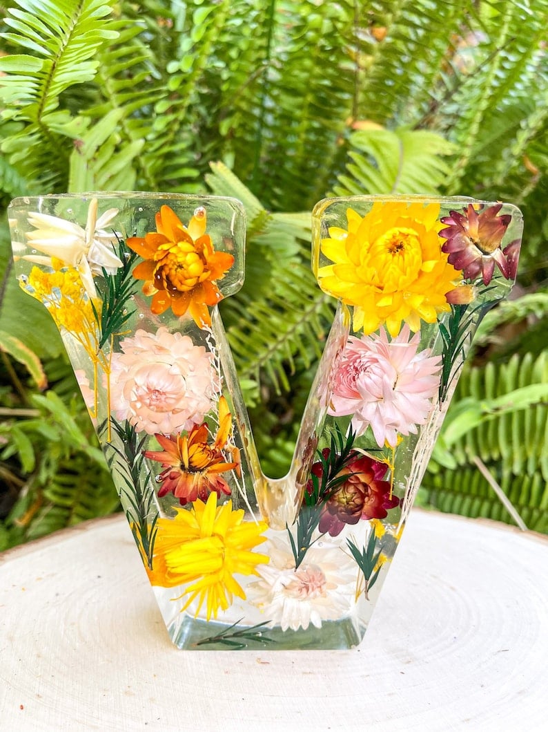 Handmade Floral Night Light for a Dreamy Ambiance
