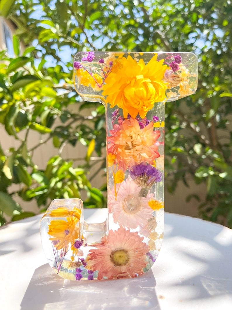 Handmade Floral Night Light for a Dreamy Ambiance