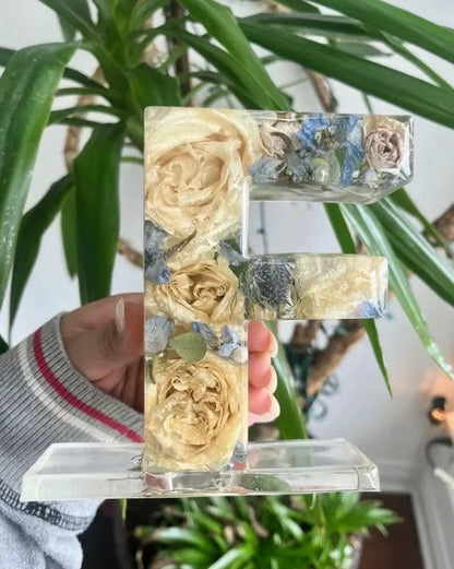 Handmade Floral Night Light for a Dreamy Ambiance