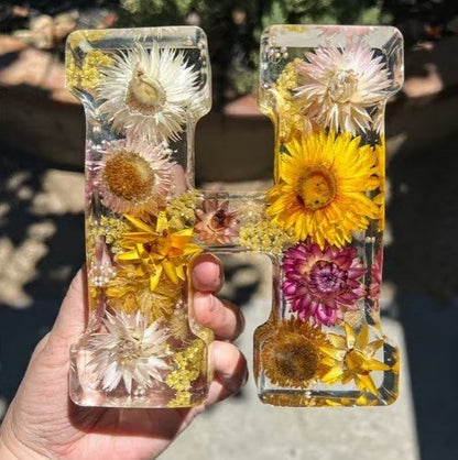 Handmade Floral Night Light for a Dreamy Ambiance