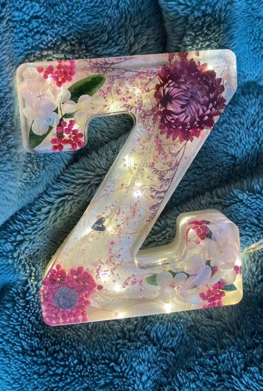 Handmade Floral Night Light for a Dreamy Ambiance