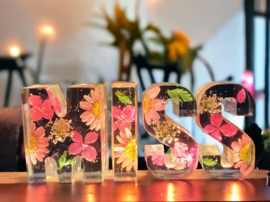 Handmade Floral Night Light for a Dreamy Ambiance