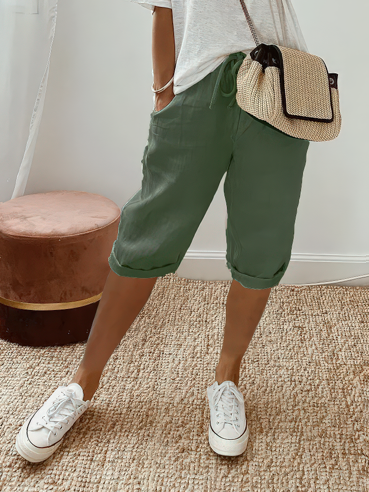 Marthe™ | Comfortable shorts with rolled hem