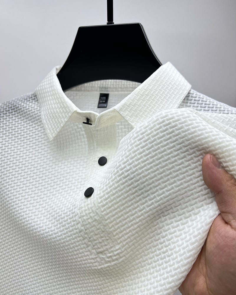 Davanté Elegant Men's T-Shirt