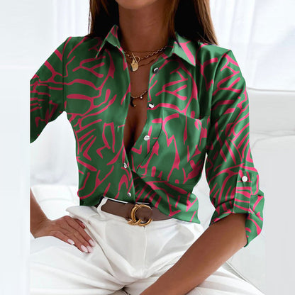 Linda | Blouse with Turn-Down Collar