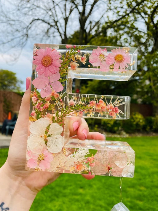 Handmade Floral Night Light for a Dreamy Ambiance