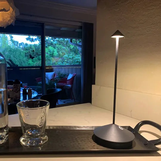 LED Table Lamp with Dimmable Aluminum Design