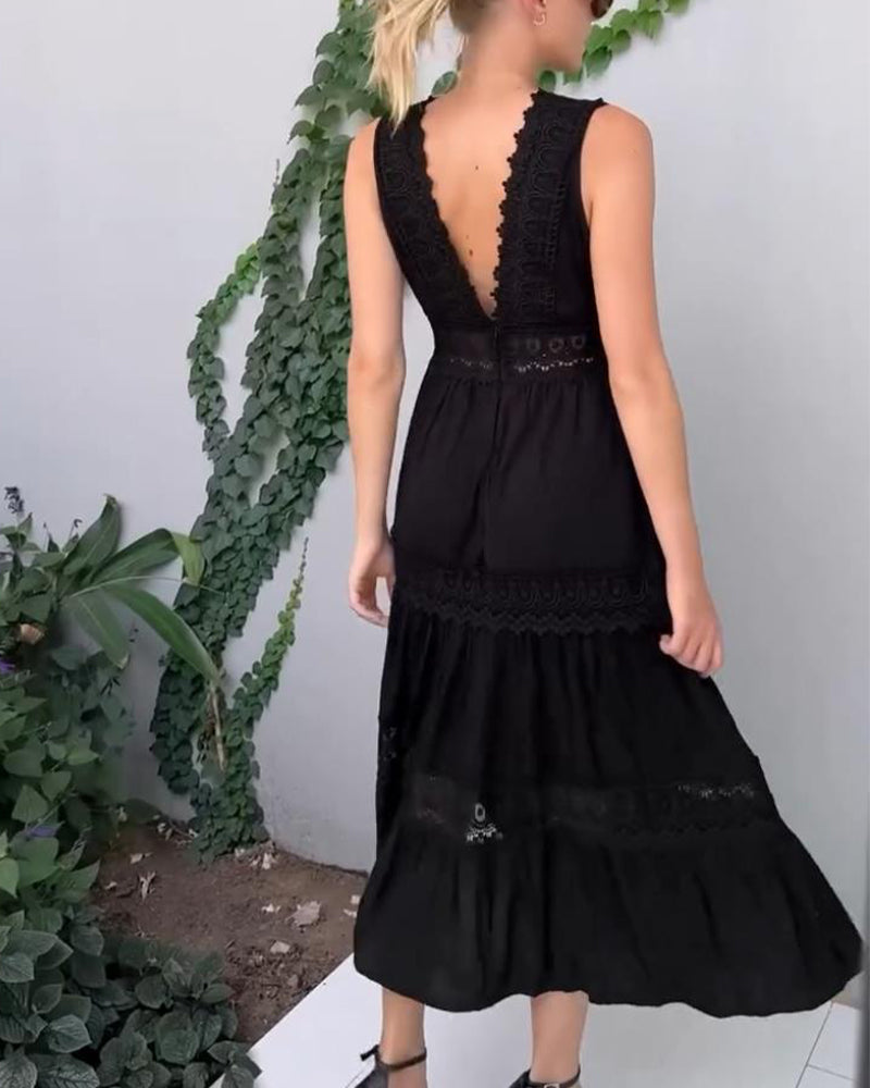 Ninfea | Sleeveless Midi Dress in Boho Style with Lace Details