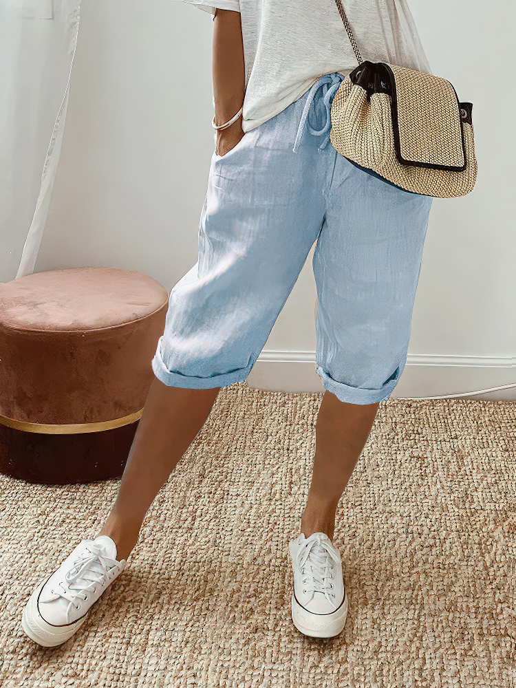 Marthe™ | Comfortable shorts with rolled hem