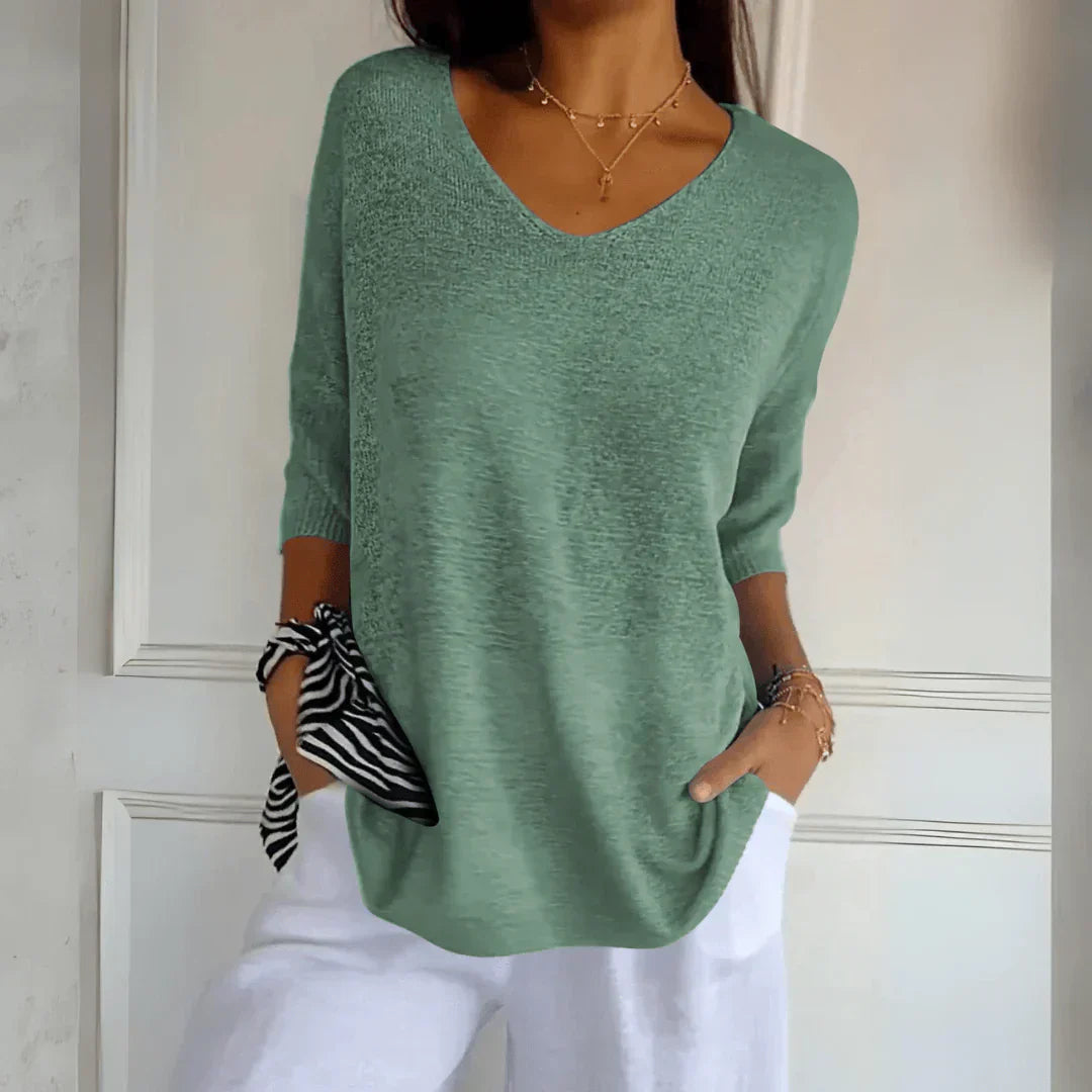 Jaja | Slimming V-Neck Top
