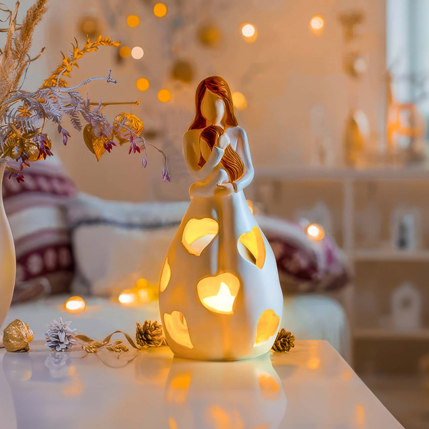 Table Lamp with Romantic Resin Design