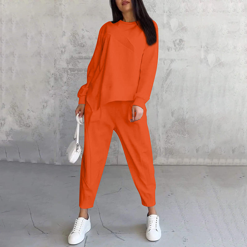 Ava™ | Long sleeve sweatshirt and pants – a stylish and comfortable set