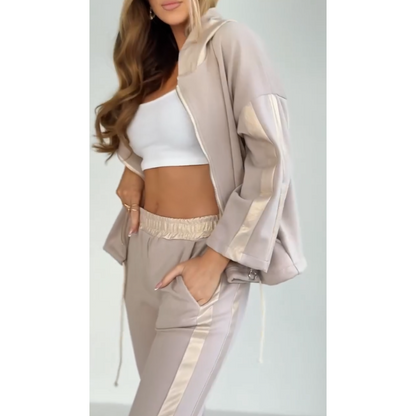 Cosima - Two-piece hooded tracksuit set with waist belt