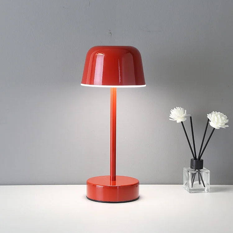 Table Lamp with Modern Metal Dimmable Design