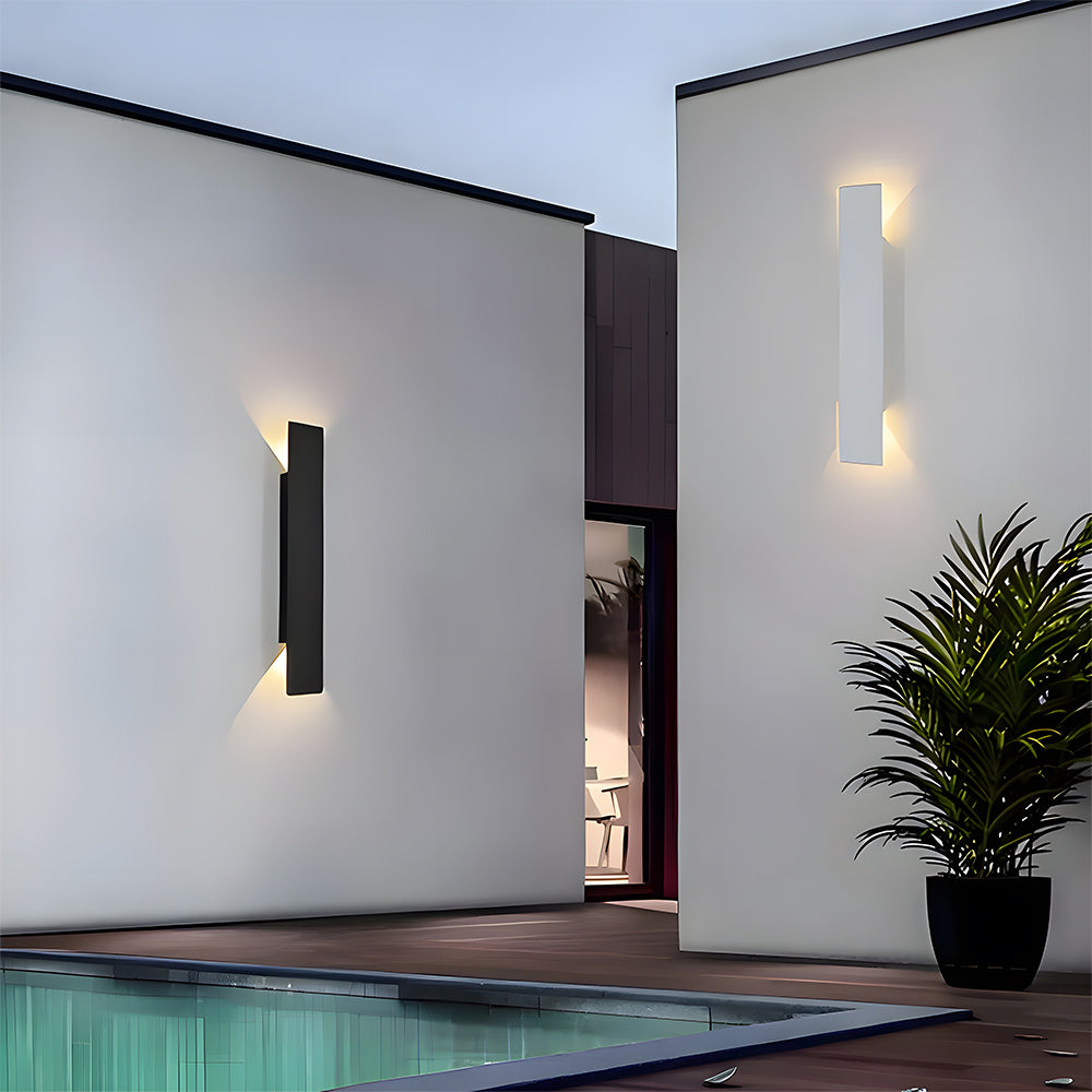 Outdoor Wall Light with Modern Waterproof Design