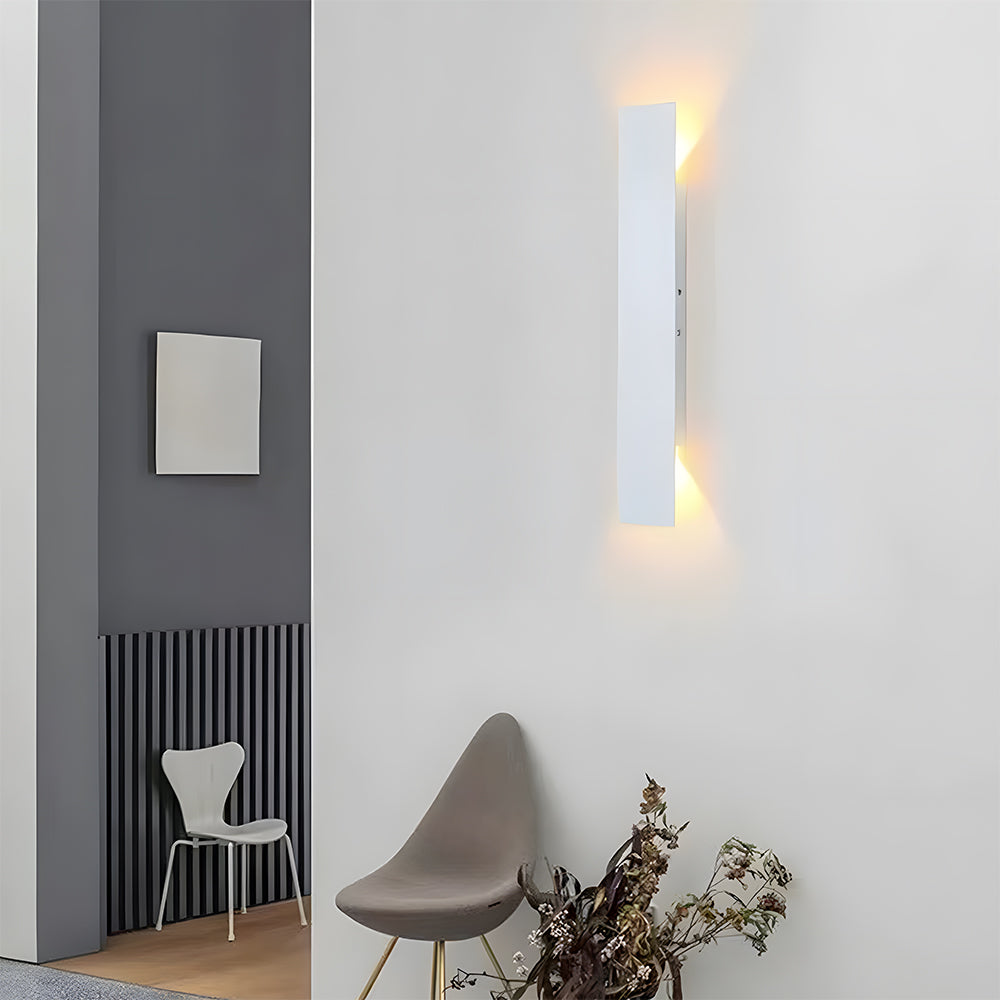 Outdoor Wall Light with Modern Waterproof Design