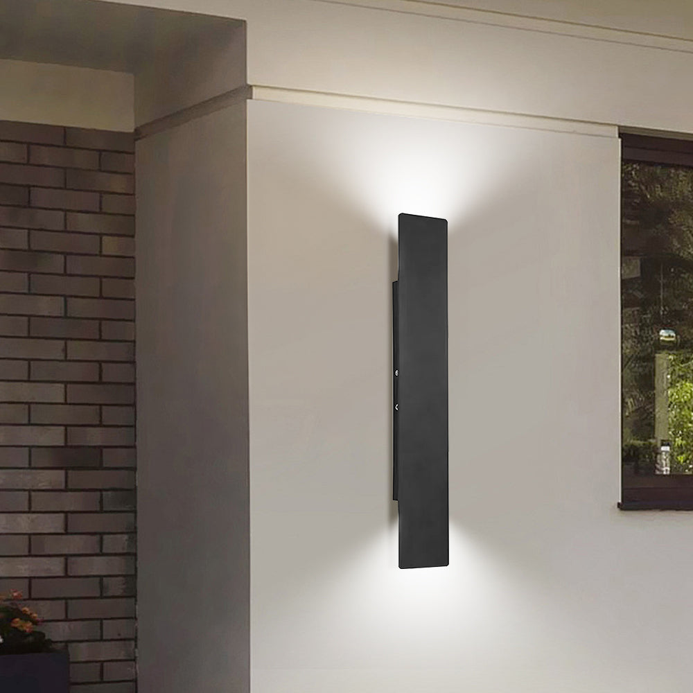 Outdoor Wall Light with Modern Waterproof Design