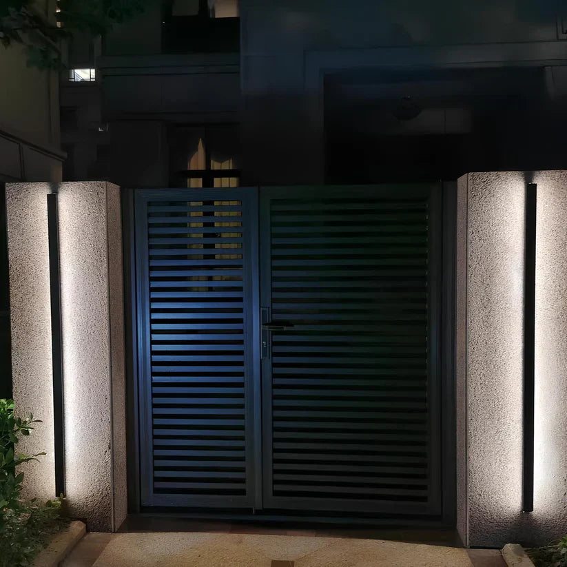 Outdoor Wall Light Black Aluminium LED Fixture