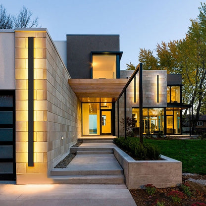 Outdoor Wall Light Black Aluminium LED Fixture